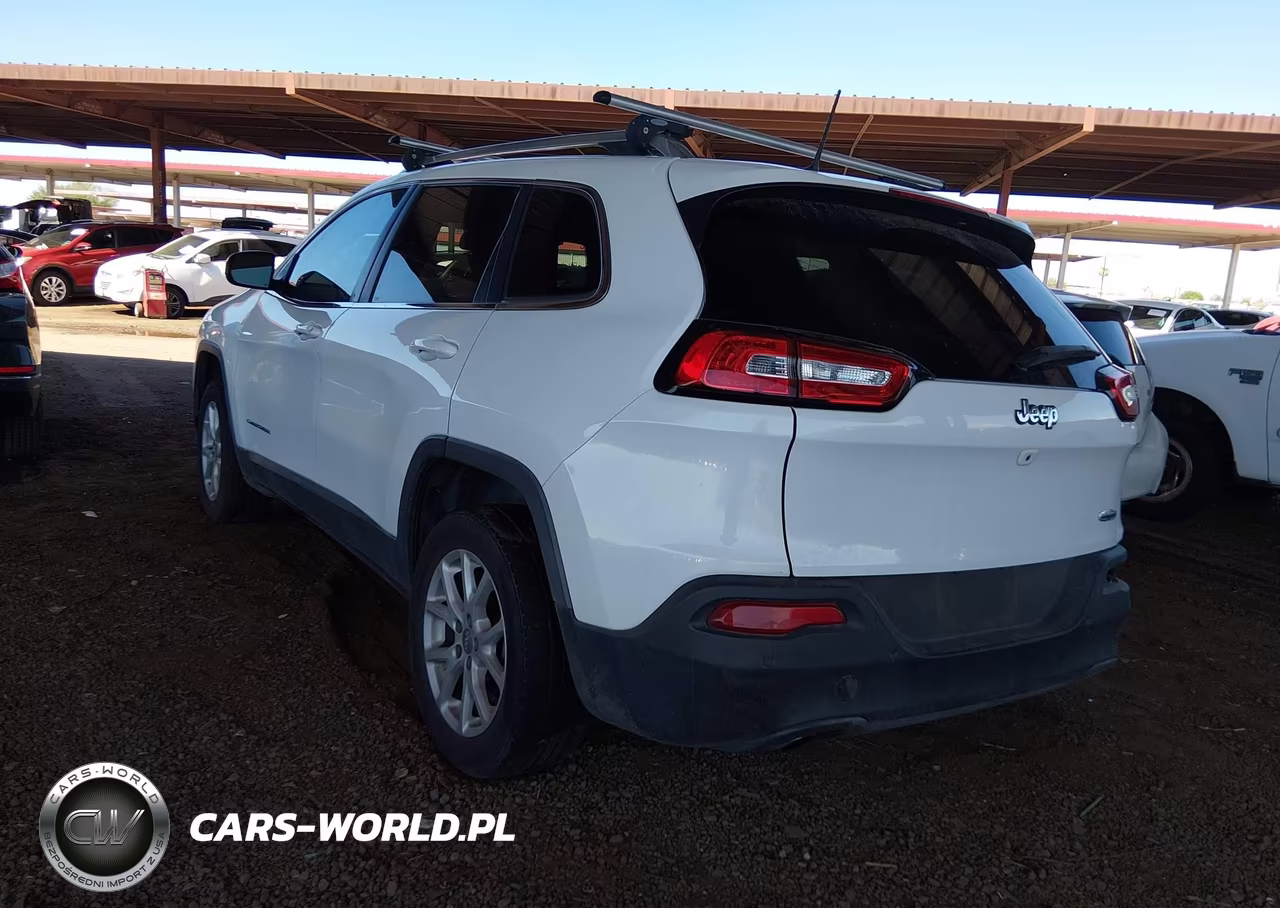 2017 Jeep Cherokee Latitude Fwd VIN:1C4PJLCB9HW667474 - 3