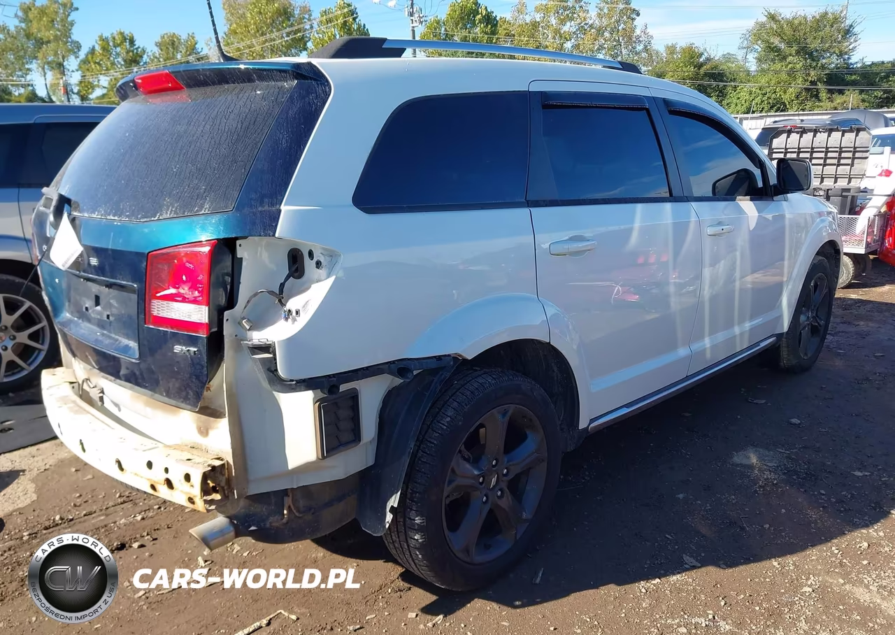 2019 Dodge Journey Crossroad Awd VIN:3C4PDDGG0KT794971 - 4