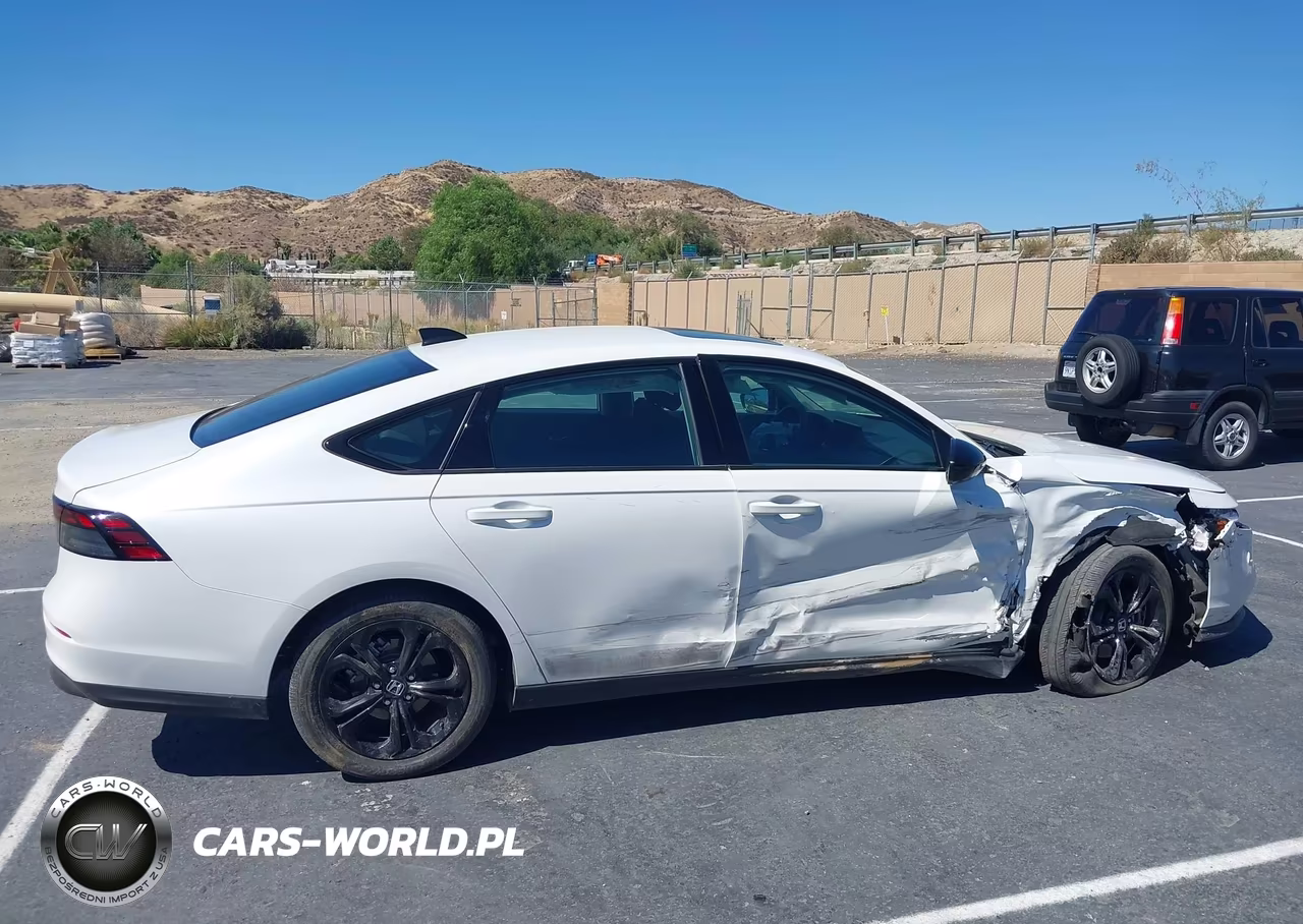 2025 Honda Accord Se VIN:1HGCY1F41SA068988 - 13