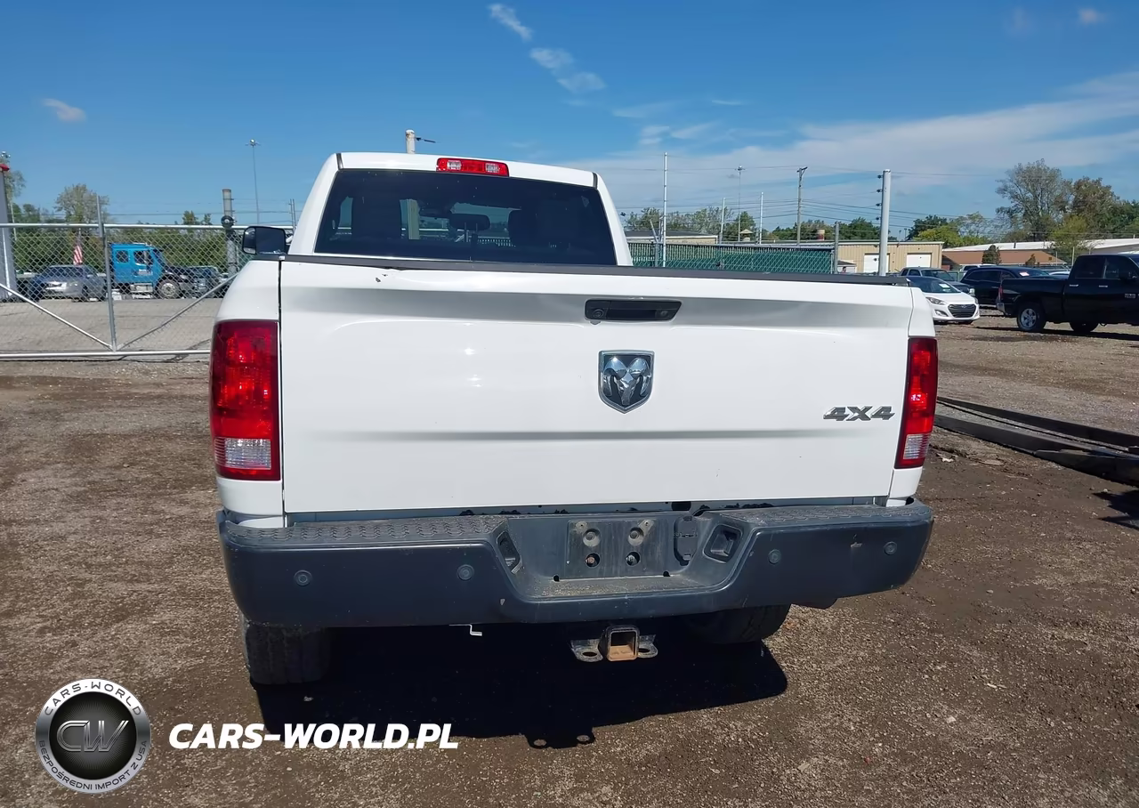 2017 Ram 2500 Tradesman 4X4 8' Box VIN:3C6UR5HL1HG771326 - 16