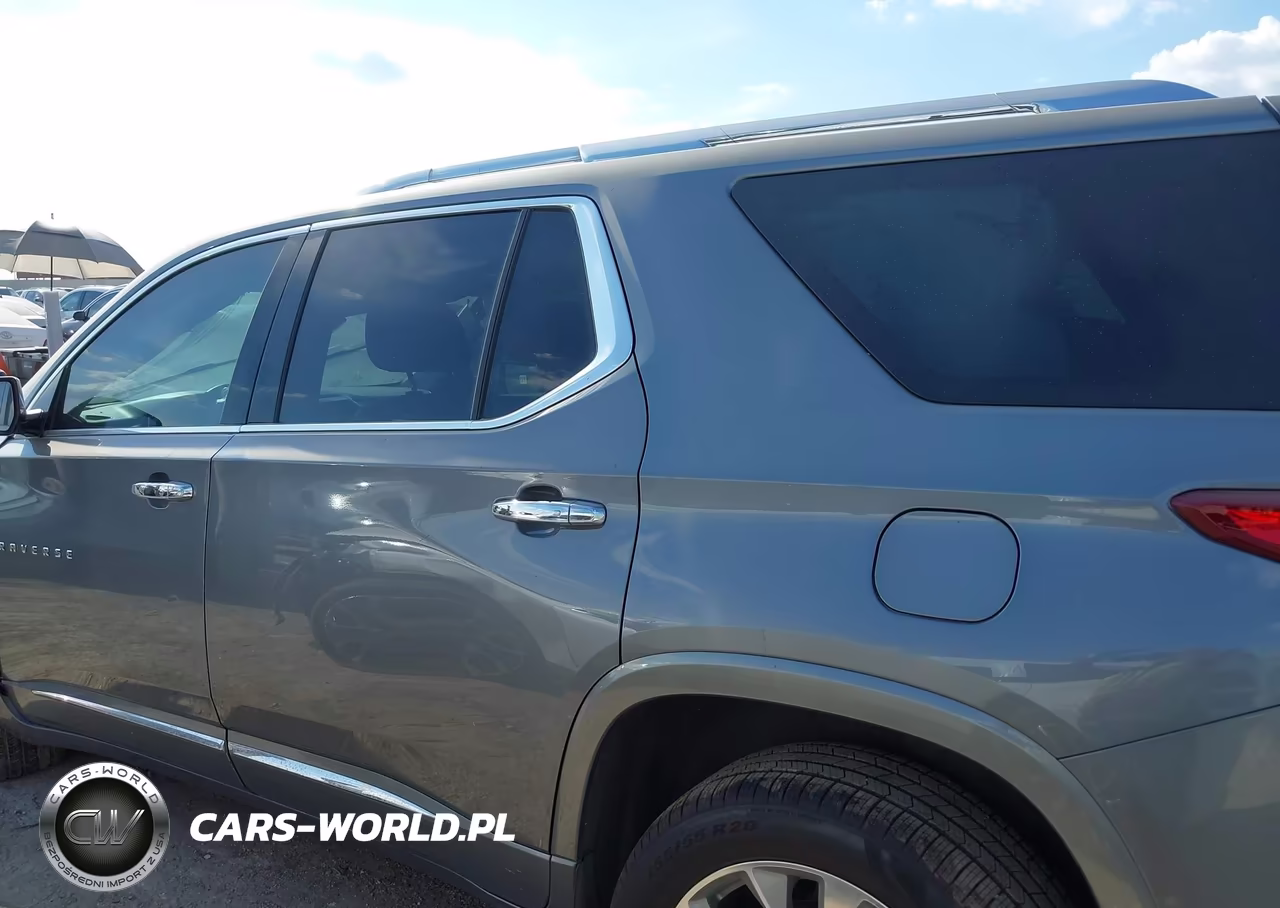 2019 Chevrolet Traverse Premier VIN:1GNERKKW1KJ157324 - 15