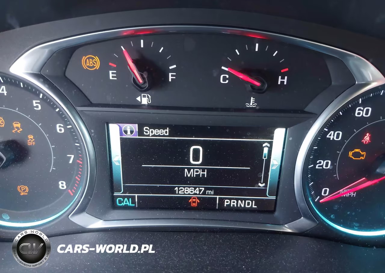 2019 Chevrolet Traverse Premier VIN:1GNERKKW1KJ157324 - 16