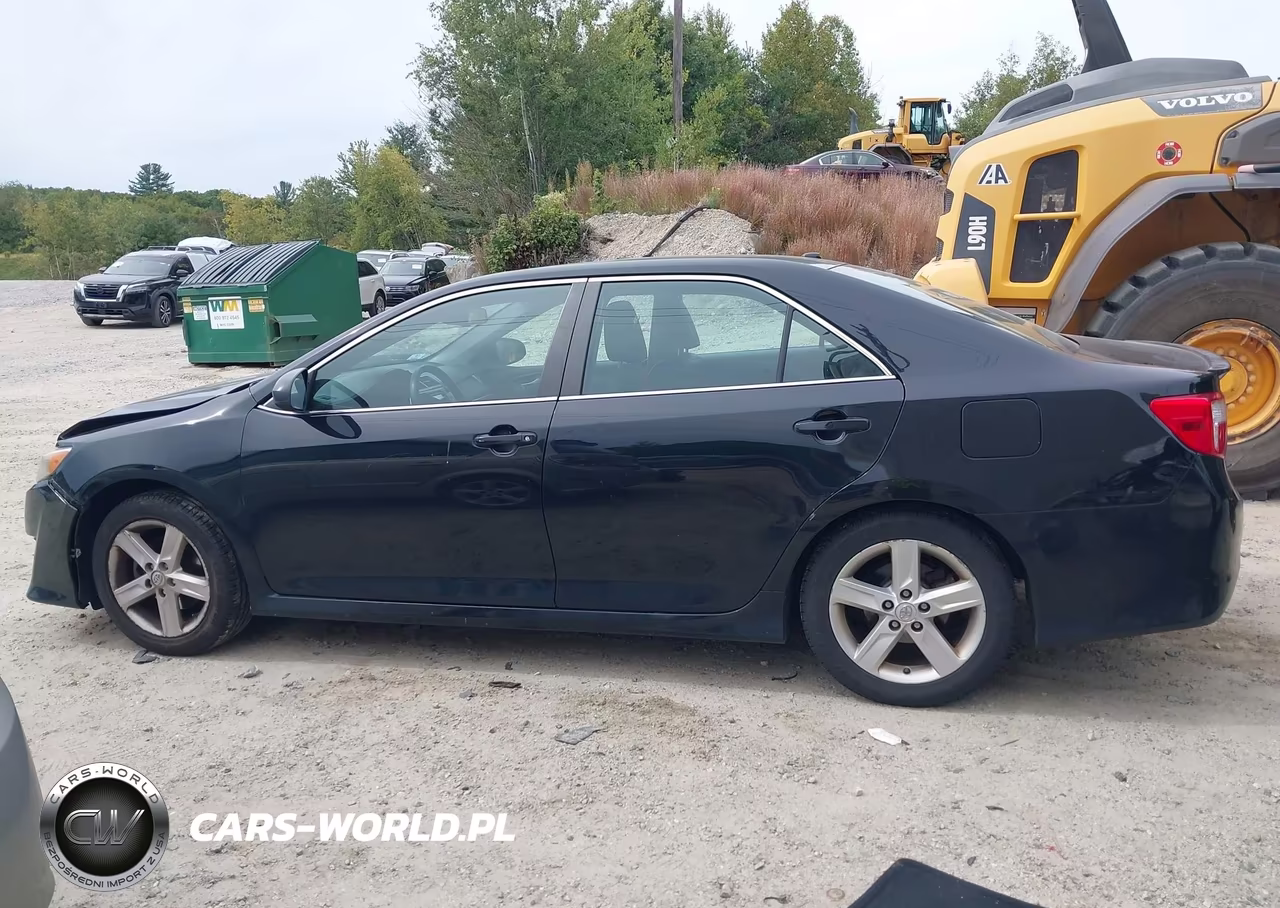2014 Toyota Camry Se VIN:4T1BF1FK7EU368676 - 14