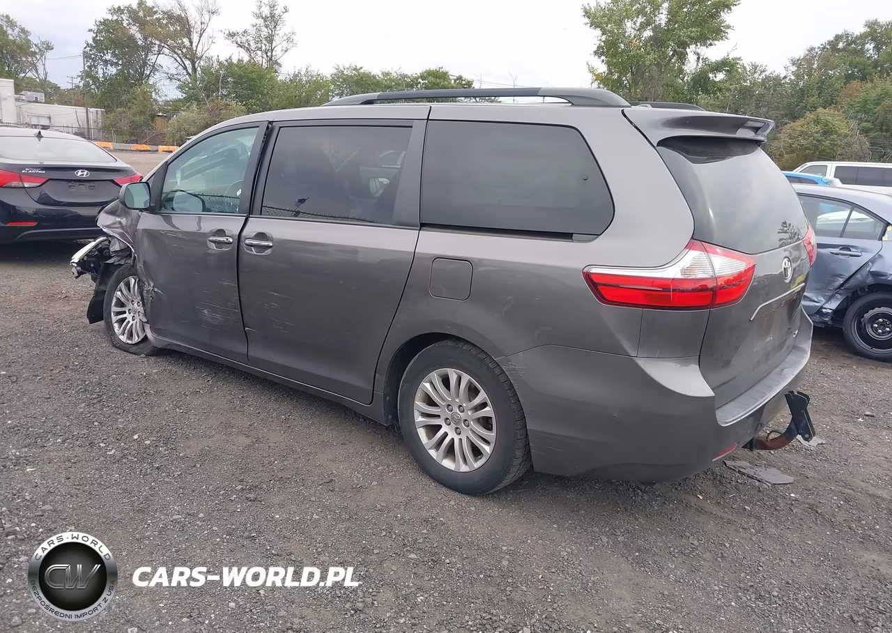 2016 Toyota Sienna Xle 8 Passenger VIN:5TDYK3DC0GS692447 - 3