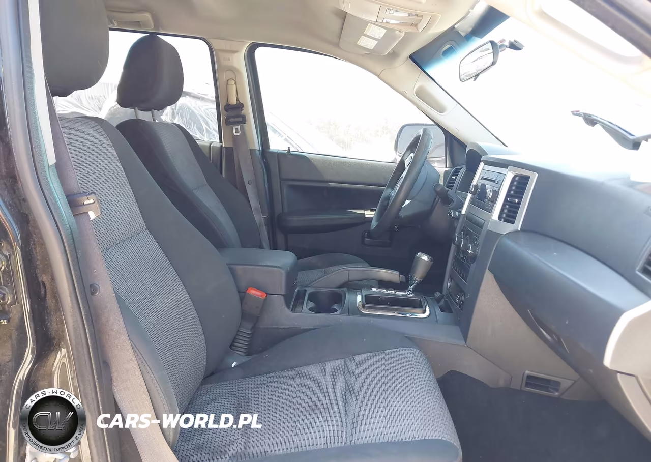 2008 Jeep Grand Cherokee Laredo VIN:1J8GR48K78C181067 - 5