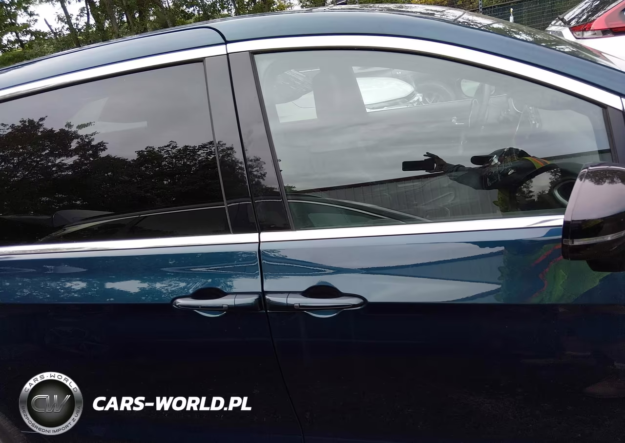 2025 Chrysler Pacifica Select VIN:2C4RC1BG2SR562067 - 13