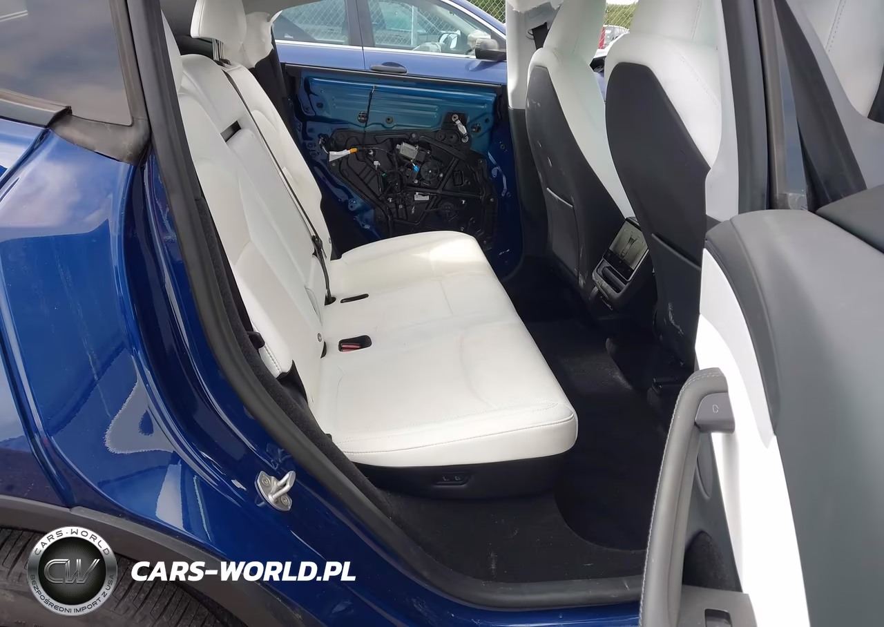 2026 Tesla Model Y All-Wheel Drive-Long Range Launch Series-Premium All-Wheel Drive VIN:7SAYGDEE7TA429152 - 8