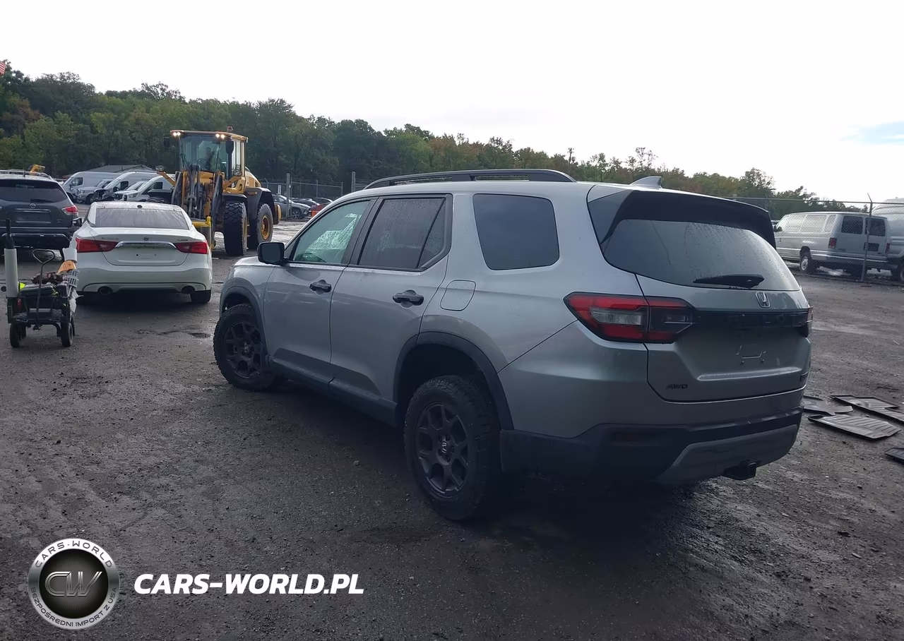 2025 Honda Pilot Trailsport VIN:5FNYG1H60SB018371 - 3