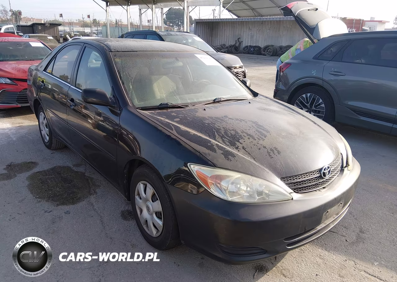 2004 Toyota Camry Le