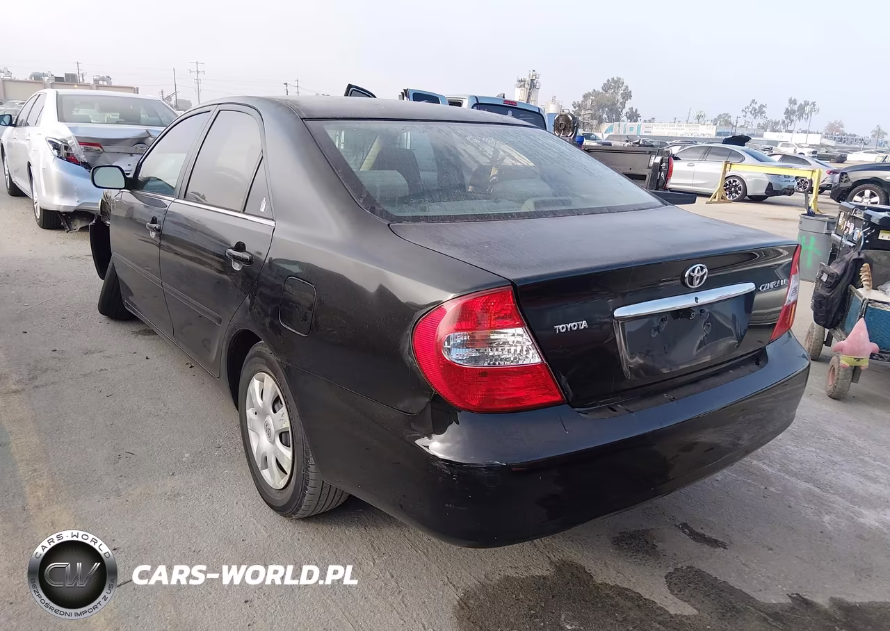 2004 Toyota Camry Le VIN:4T1BE32K44U376284 - 3