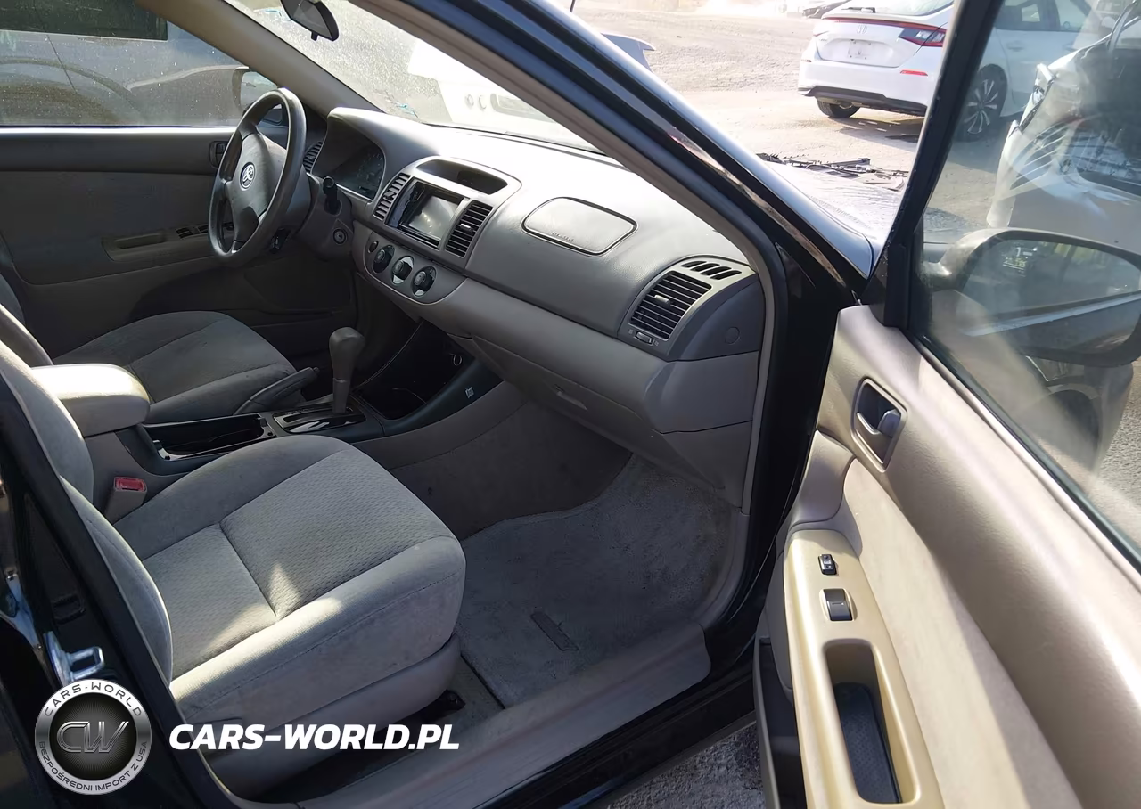 2004 Toyota Camry Le VIN:4T1BE32K44U376284 - 5