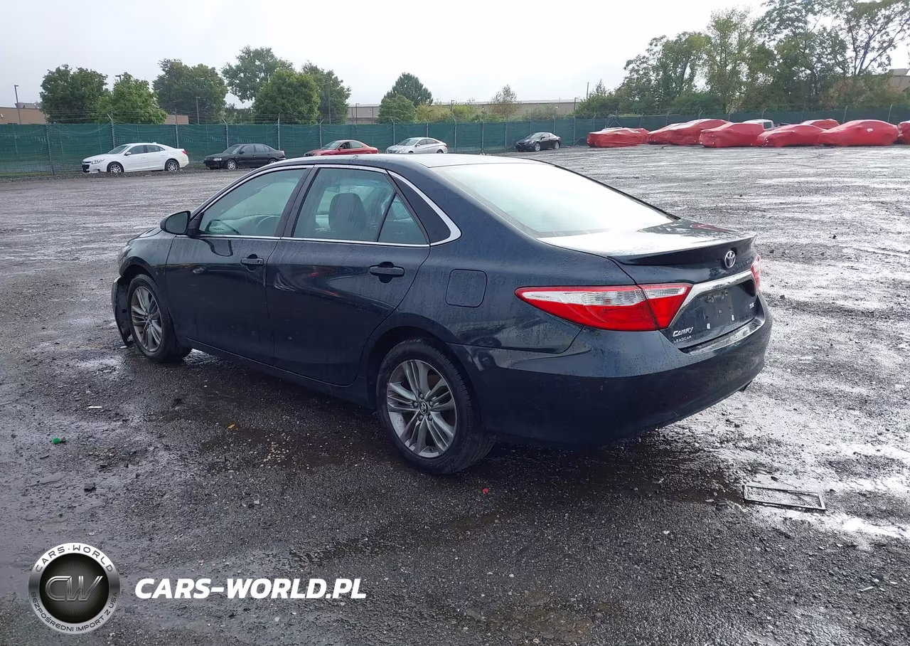 2017 Toyota Camry Se VIN:4T1BF1FK3HU391232 - 3