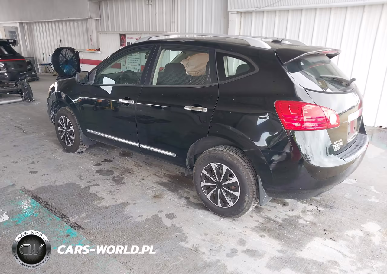 2015 Nissan Rogue Select S VIN:JN8AS5MT4FW655501 - 3