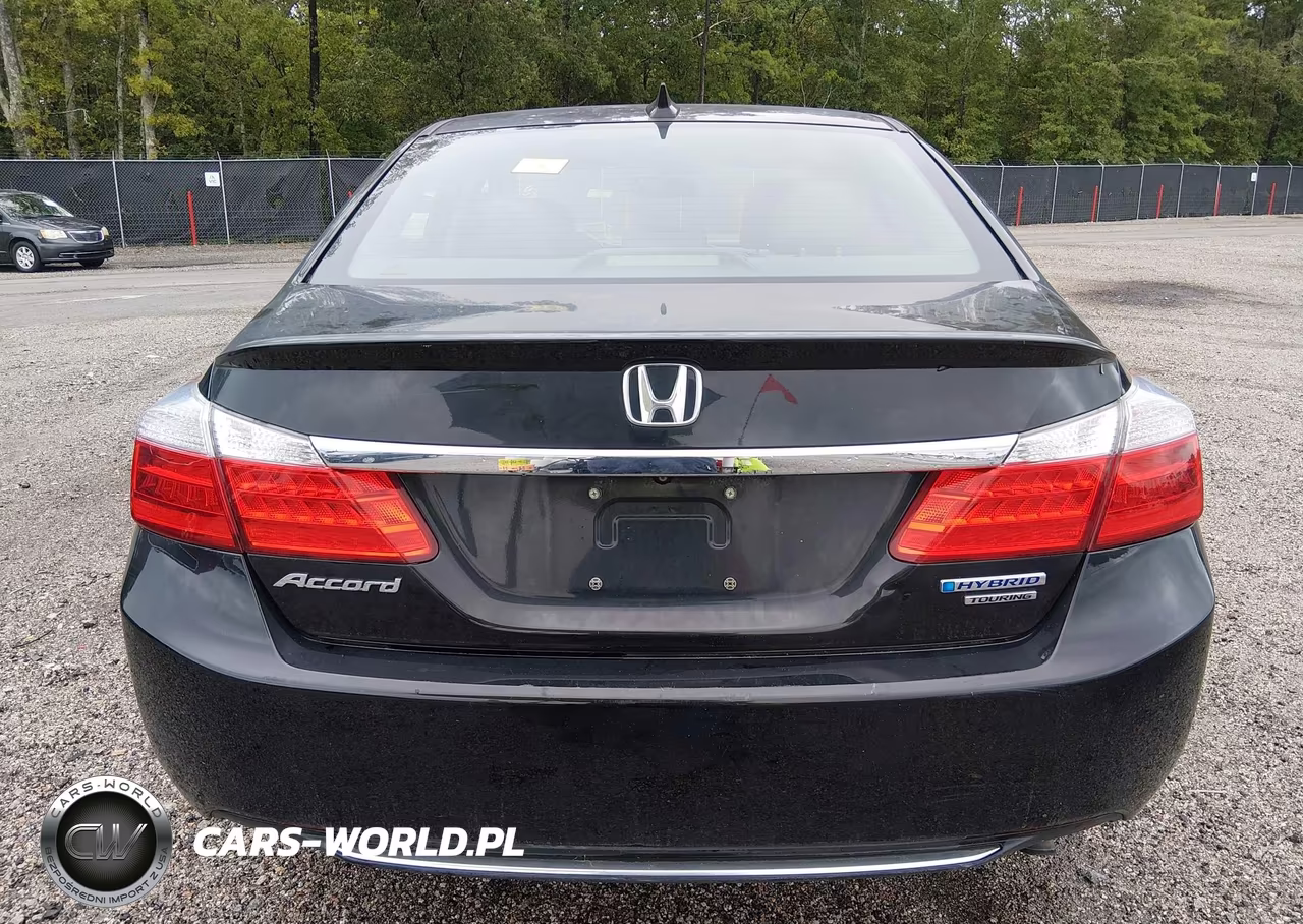 2015 Honda Accord Hybrid Touring VIN:1HGCR6F73FA011119 - 16