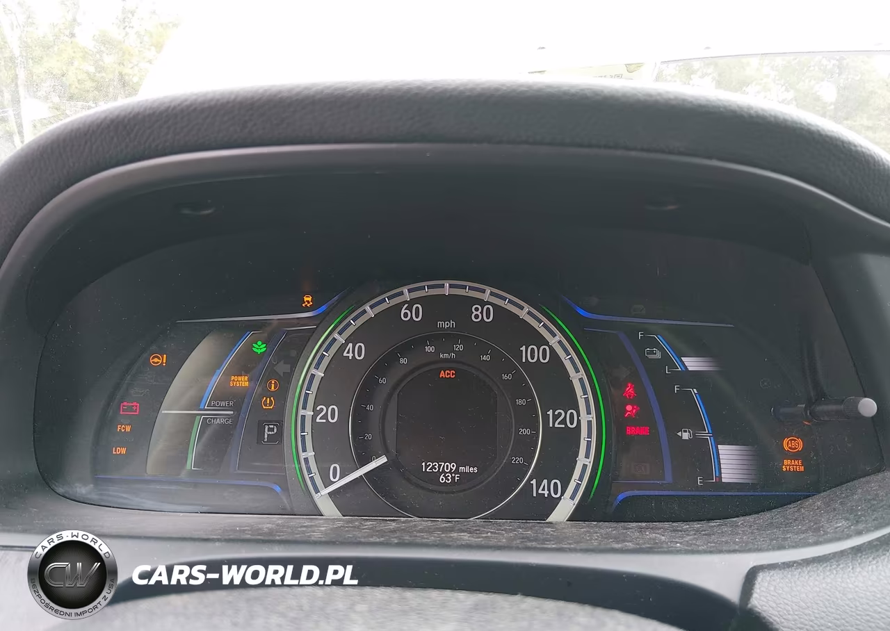 2015 Honda Accord Hybrid Touring VIN:1HGCR6F73FA011119 - 7