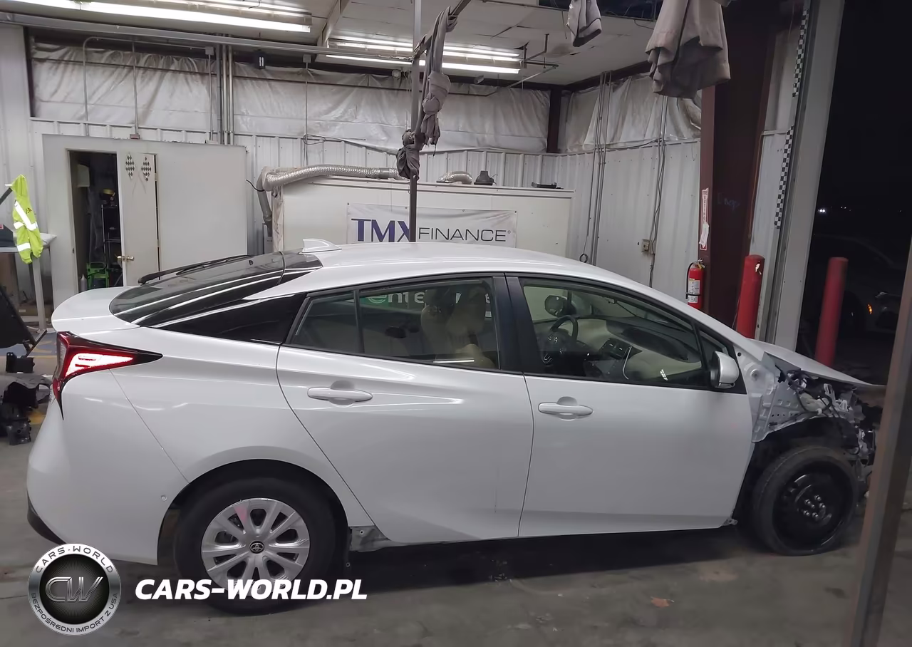2022 Toyota Prius Le VIN:JTDKAMFU6N3157125 - 14