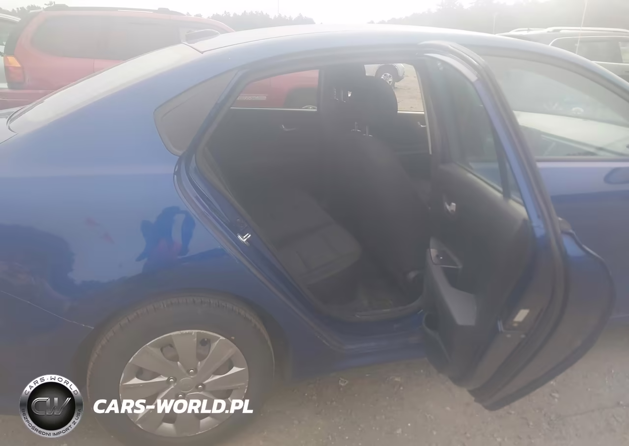 2019 Kia Rio S VIN:3KPA24AB6KE164224 - 8