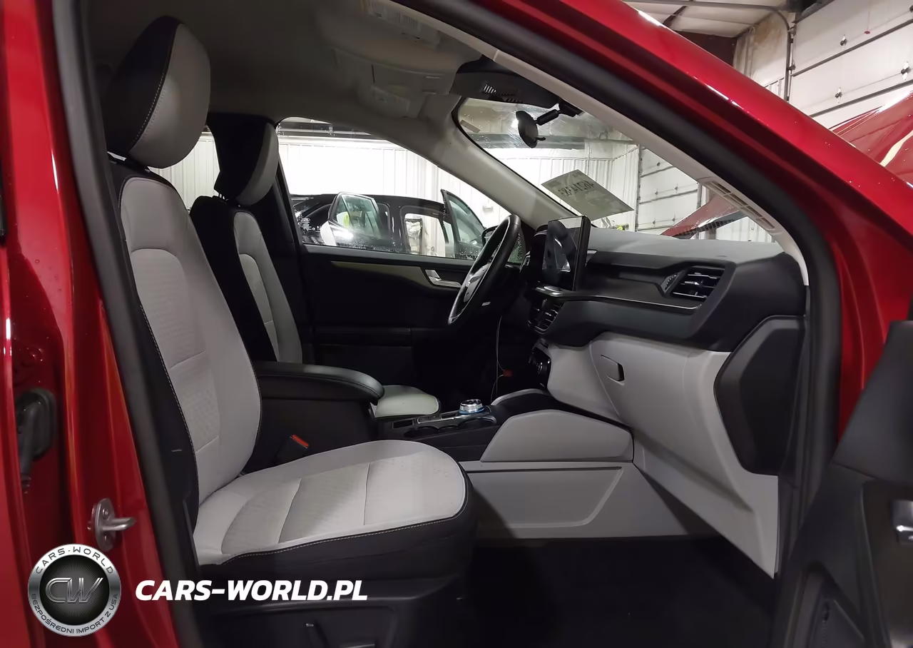 2025 Ford Escape Active VIN:1FMCU9GN8SUB52526 - 5