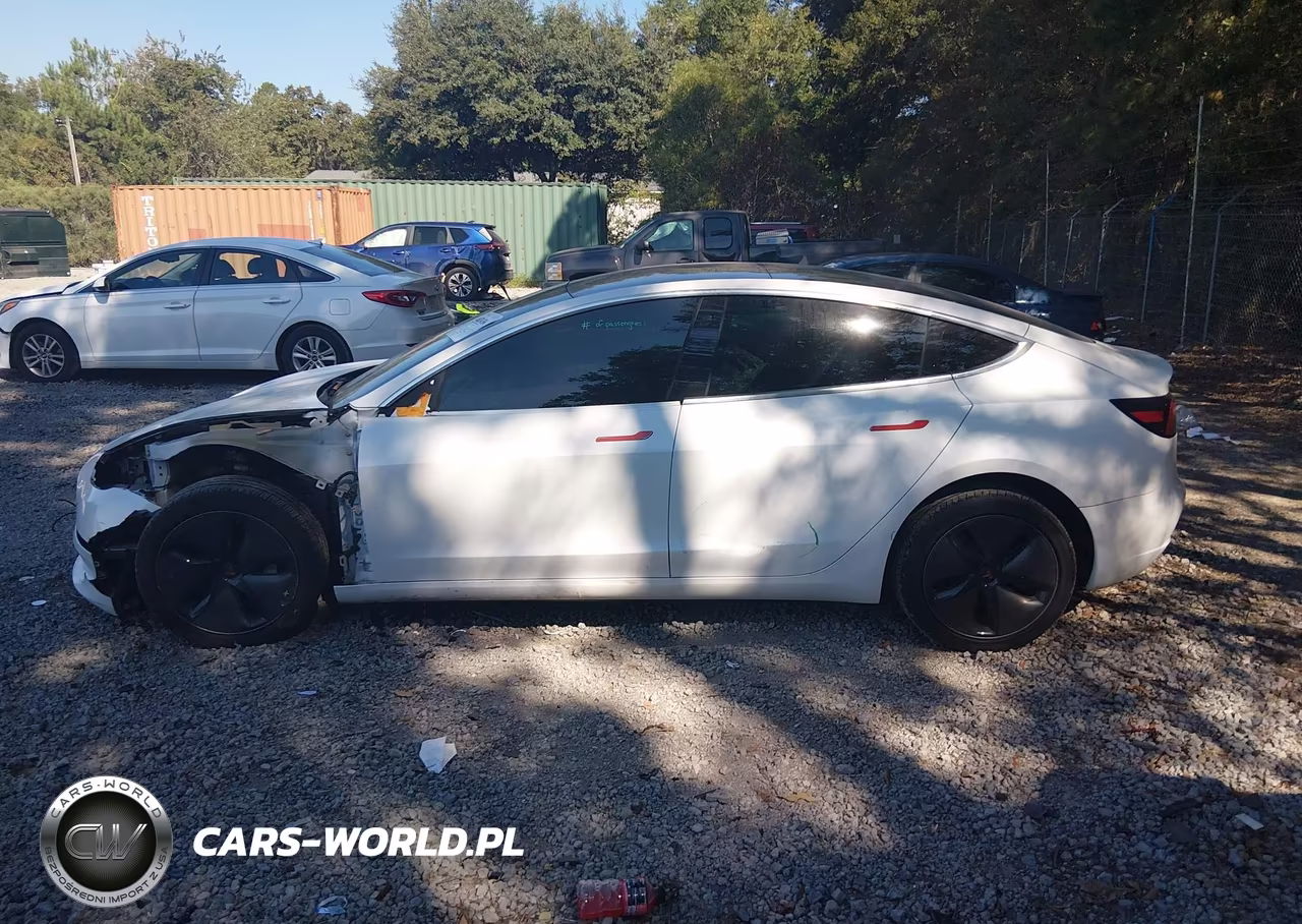 2018 Tesla Model 3 Long Range-Mid Range VIN:5YJ3E1EA8JF151564 - 14