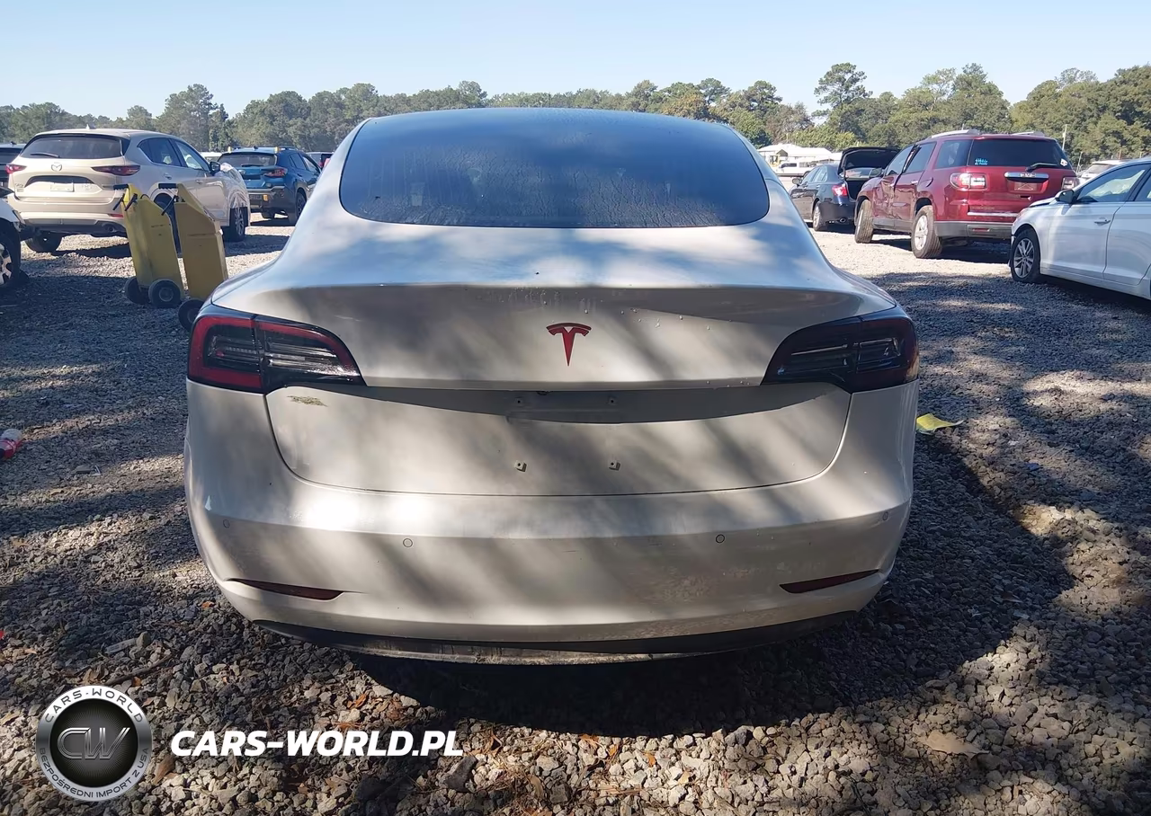 2018 Tesla Model 3 Long Range-Mid Range VIN:5YJ3E1EA8JF151564 - 16