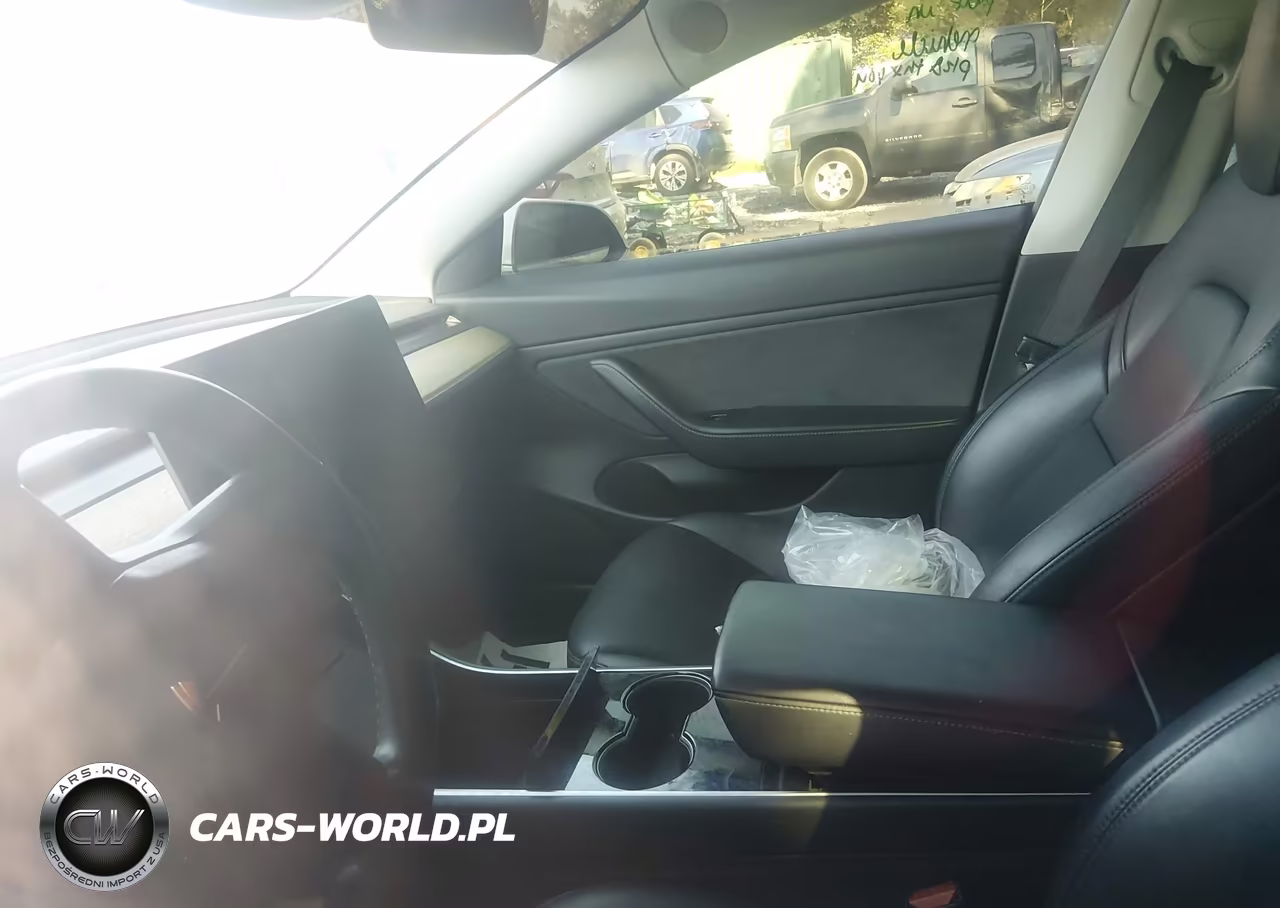 2018 Tesla Model 3 Long Range-Mid Range VIN:5YJ3E1EA8JF151564 - 18