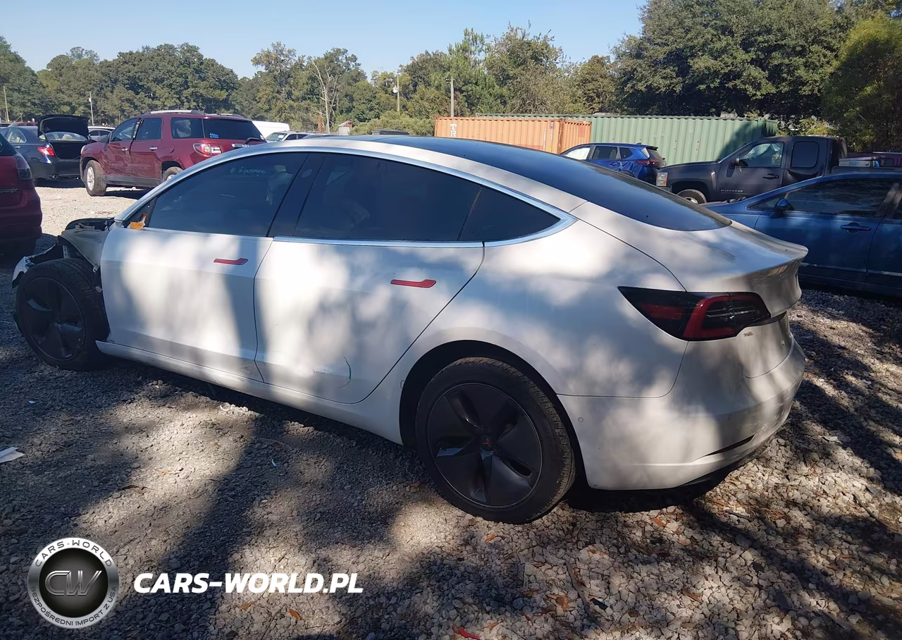 2018 Tesla Model 3 Long Range-Mid Range VIN:5YJ3E1EA8JF151564 - 3
