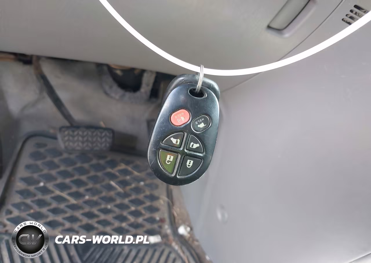 2008 Toyota Sienna Xle VIN:5TDBK22C98S011285 - 11
