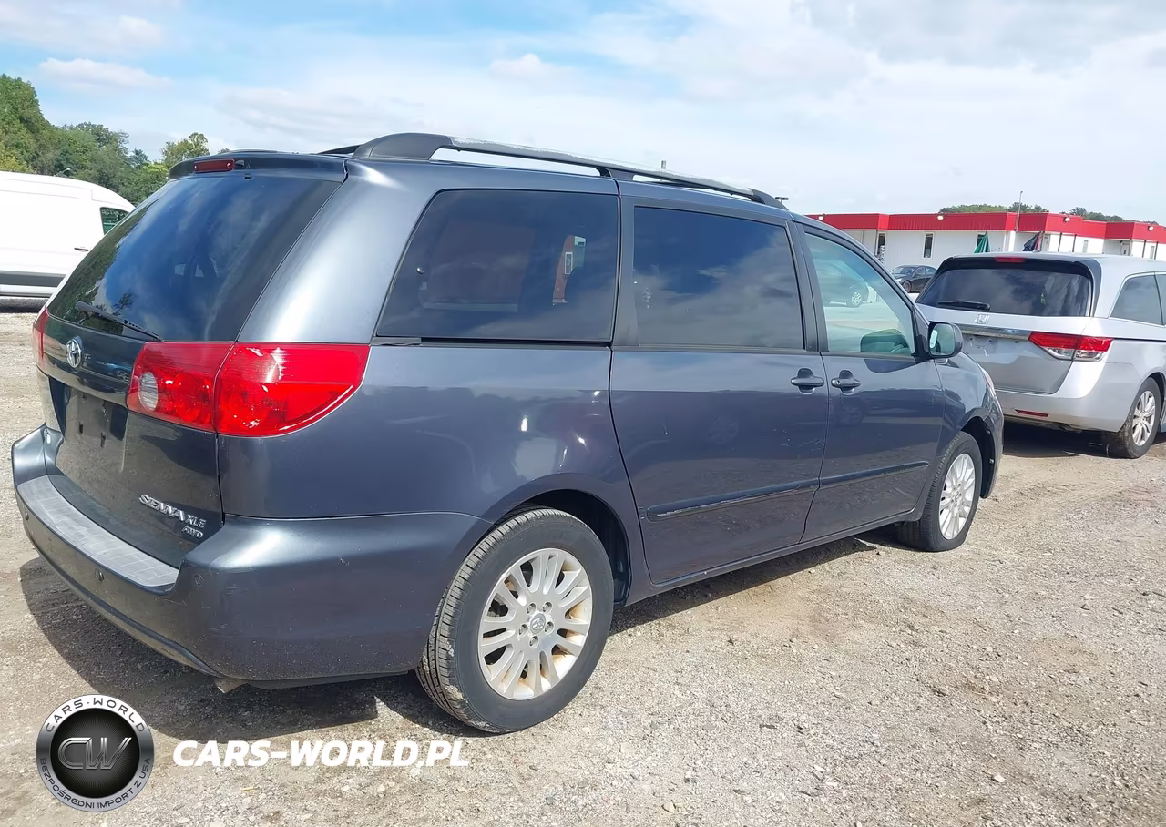 2008 Toyota Sienna Xle VIN:5TDBK22C98S011285 - 4