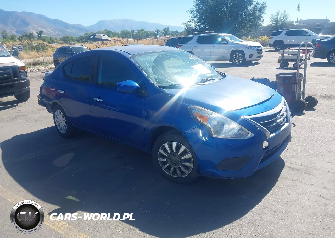 2017 Nissan Versa 1.6 Sv – zdjęcie 1 z 10