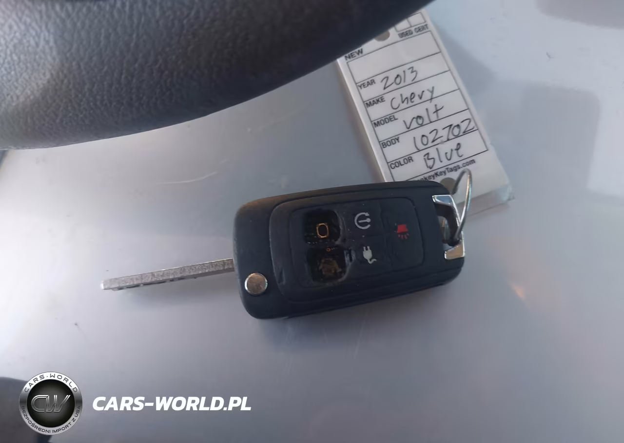 2013 Chevrolet Volt VIN:1G1RE6E45DU102702 - 11