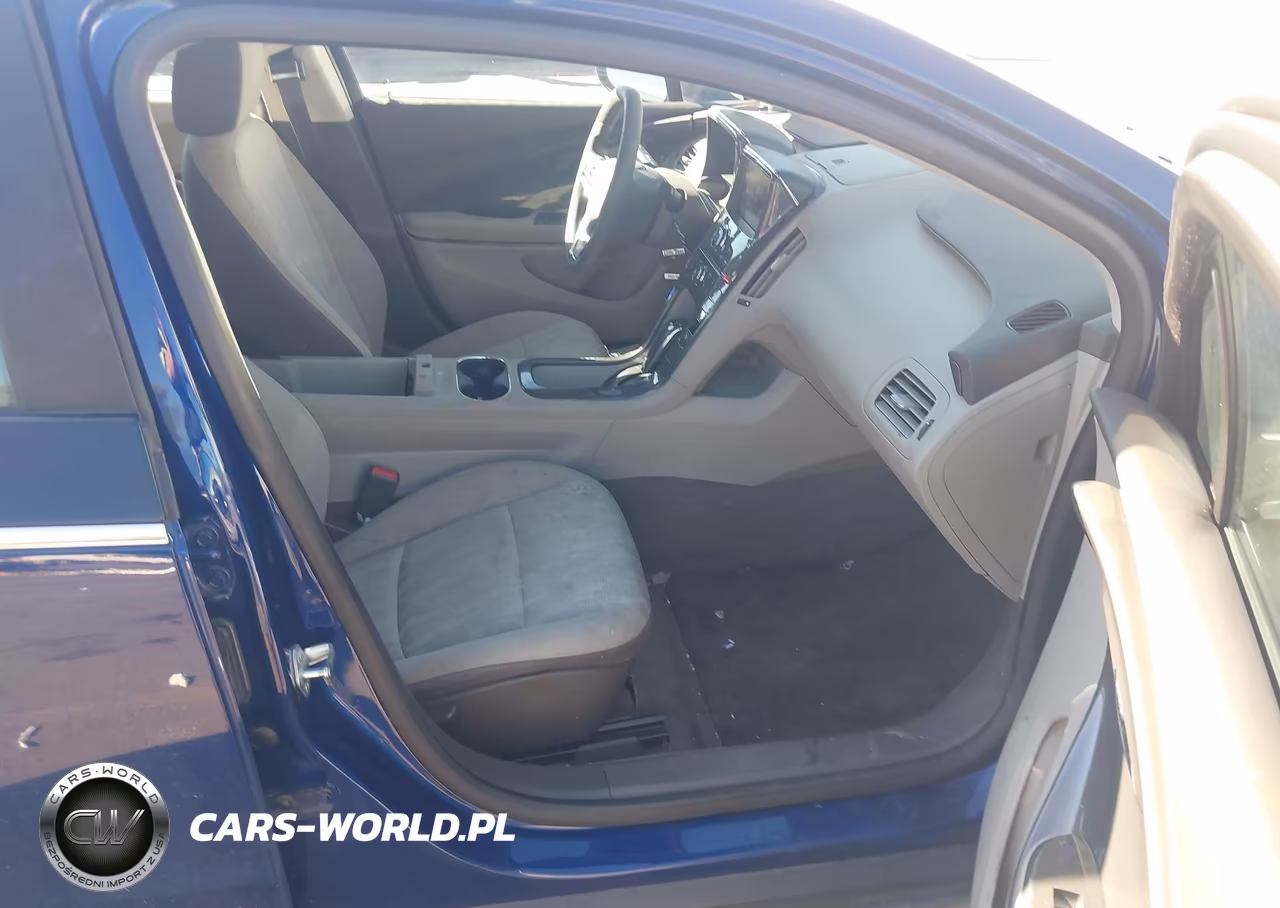 2013 Chevrolet Volt VIN:1G1RE6E45DU102702 - 5