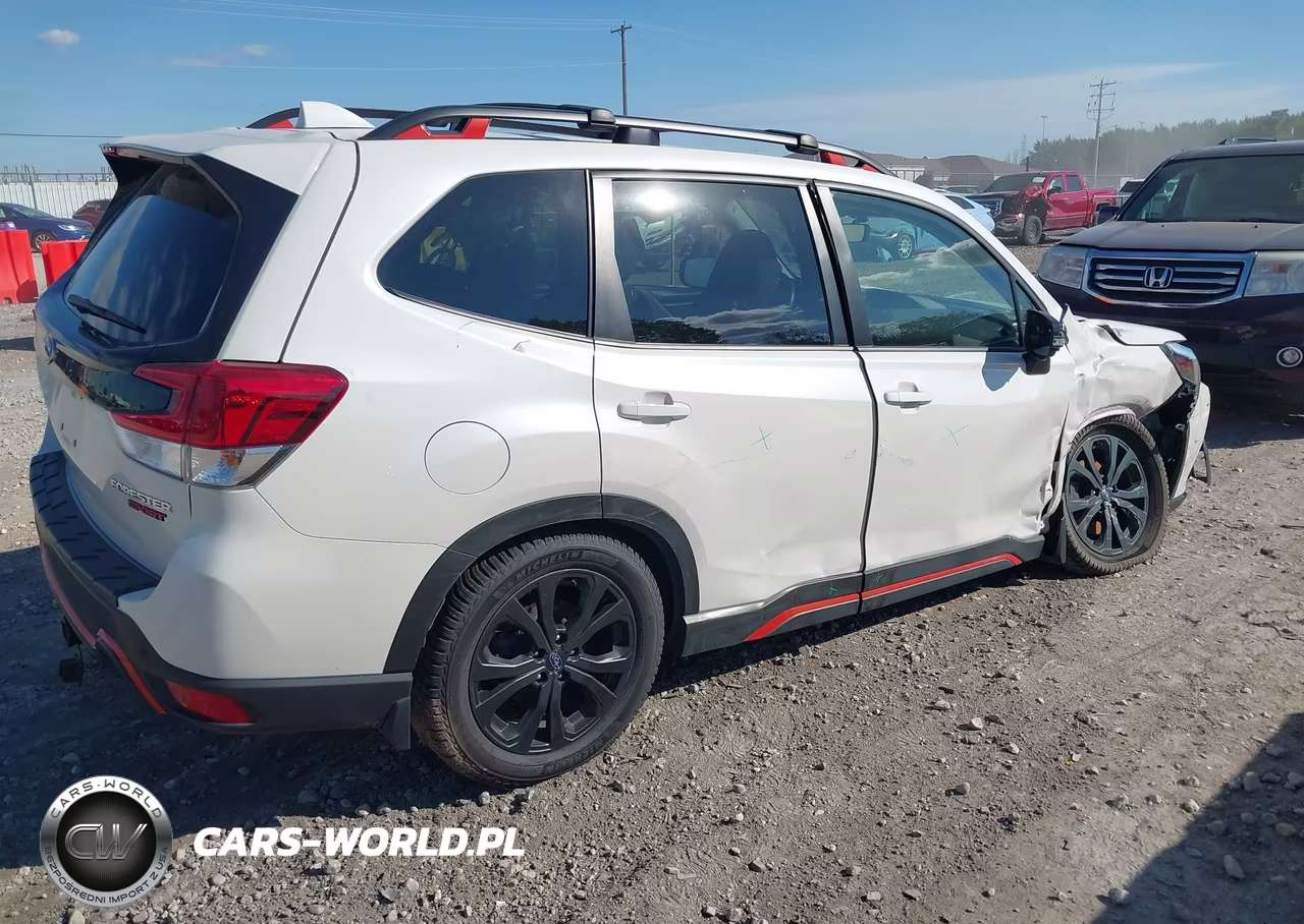 2023 Subaru Forester Sport VIN:JF2SKAJC8PH446086 - 4