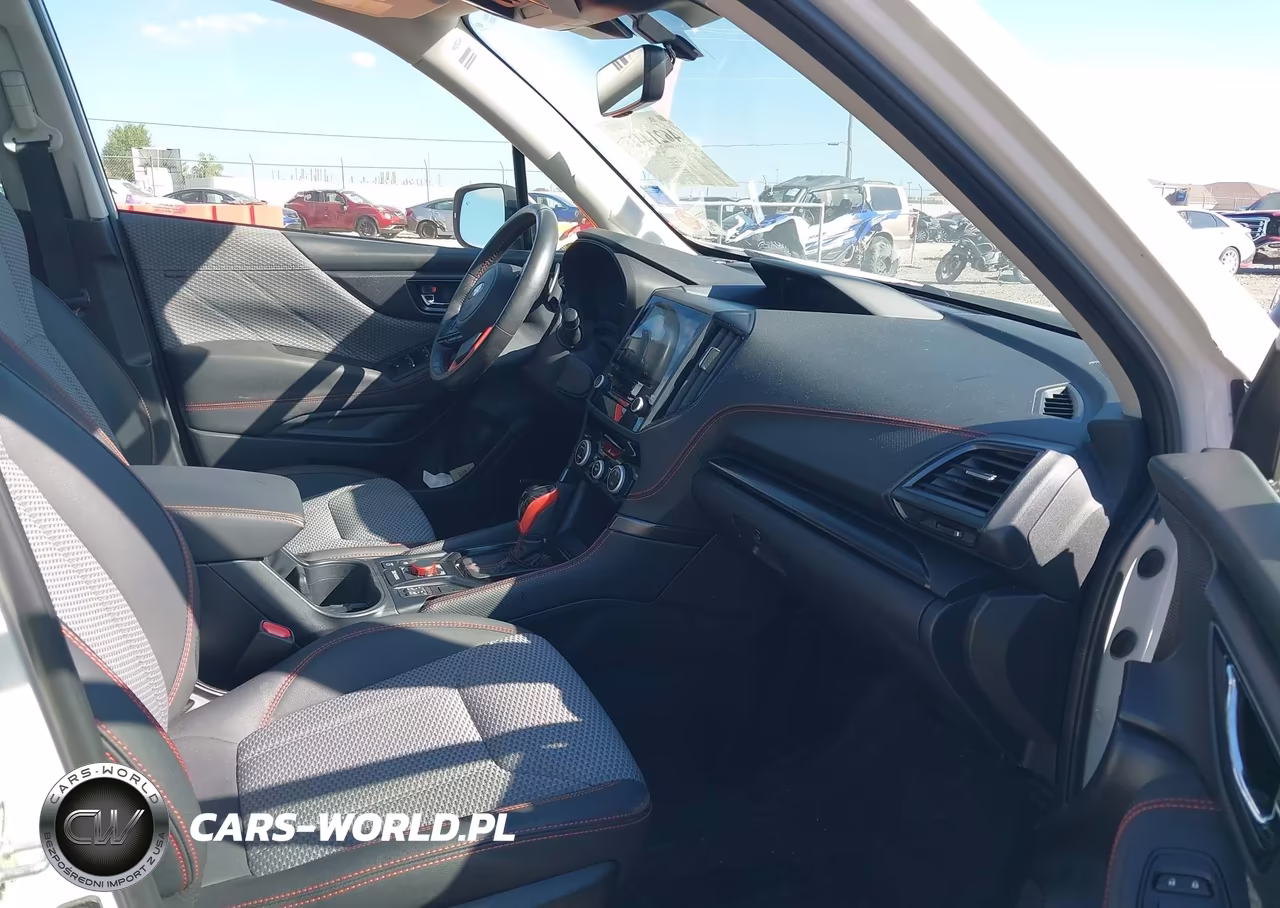 2023 Subaru Forester Sport VIN:JF2SKAJC8PH446086 - 5