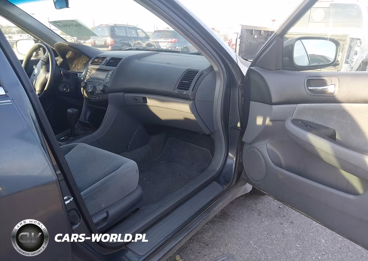 2005 Honda Accord 2.4 Lx VIN:3HGCM56415G713101 - 5