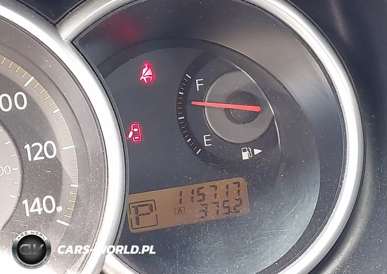 2008 Nissan Versa 1.8S VIN:3N1BC13EX8L443772 - 15