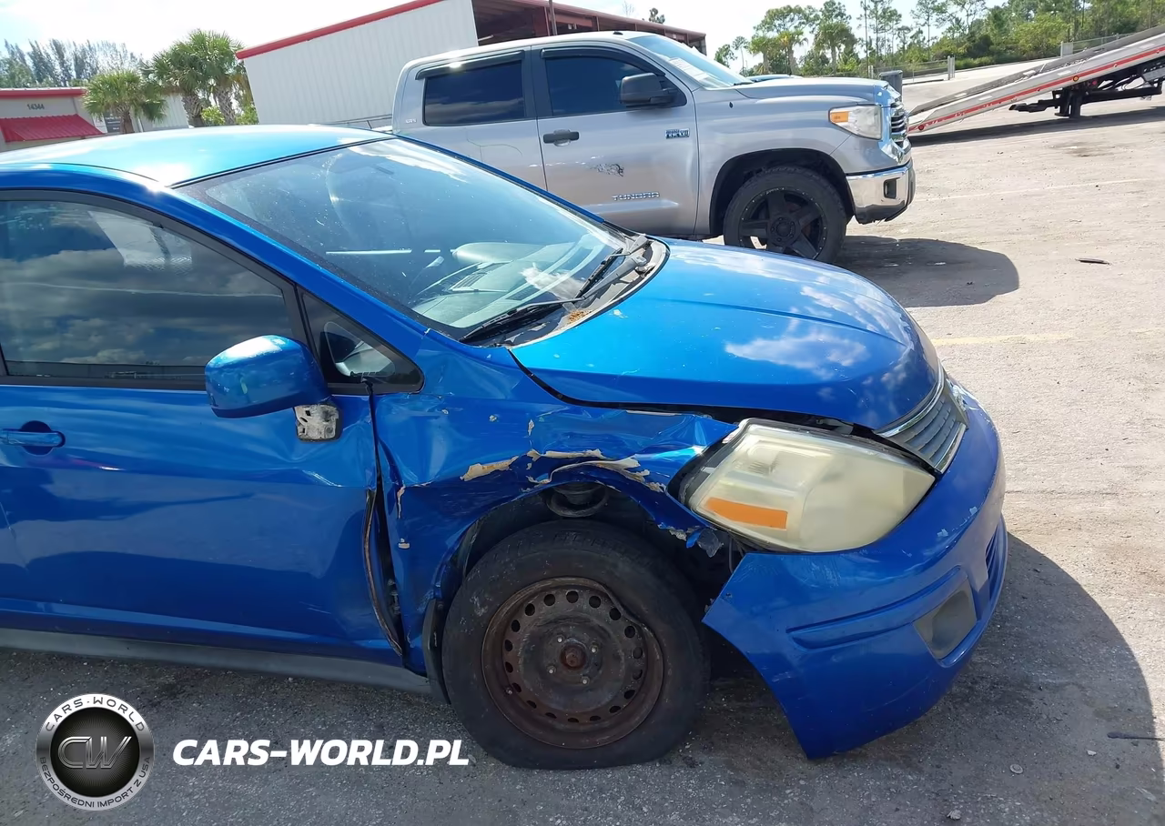 2008 Nissan Versa 1.8S VIN:3N1BC13EX8L443772 - 6