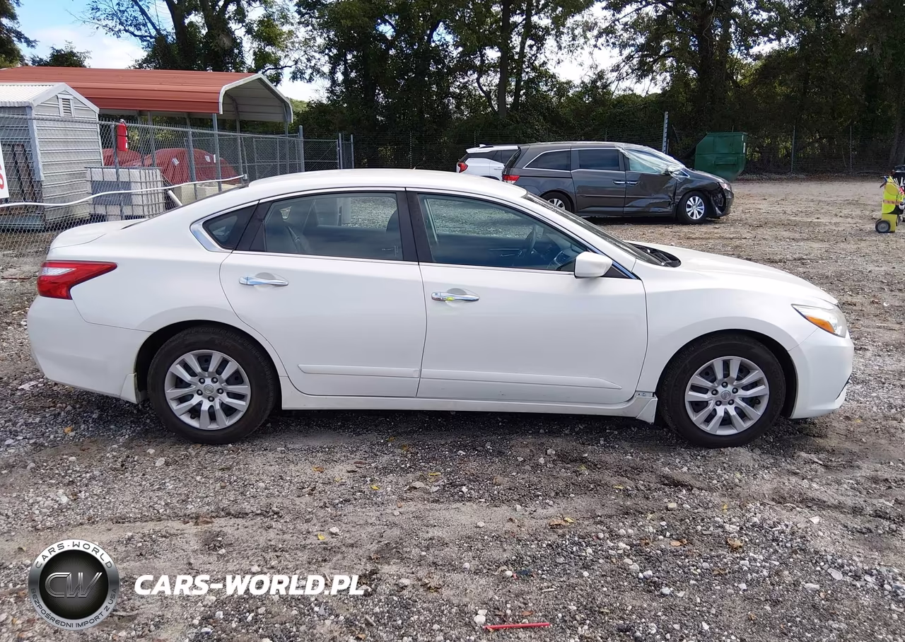2016 Nissan Altima 2.5 S VIN:1N4AL3AP6GC284516 - 13