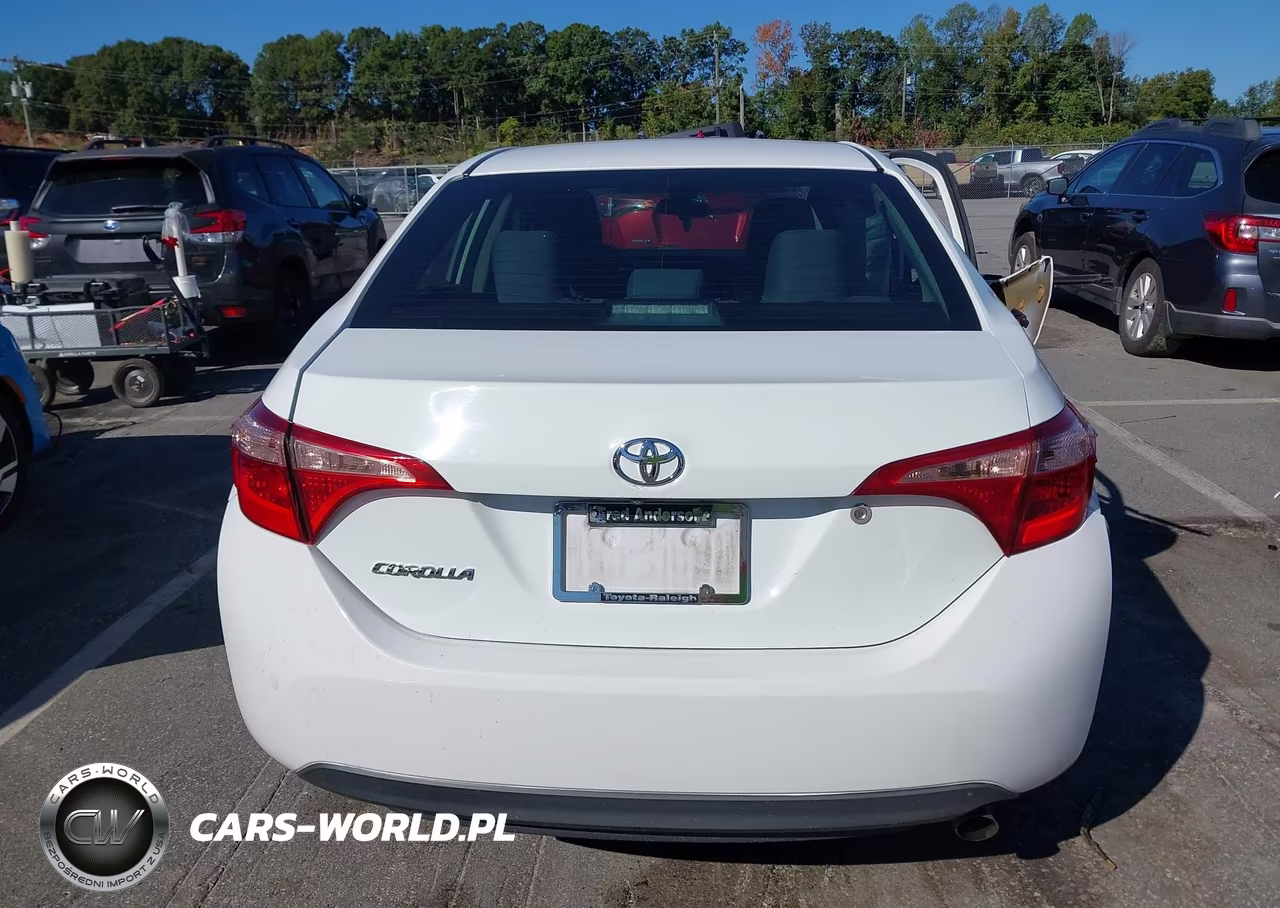 2018 Toyota Corolla L VIN:2T1BURHE2JC968268 - 16