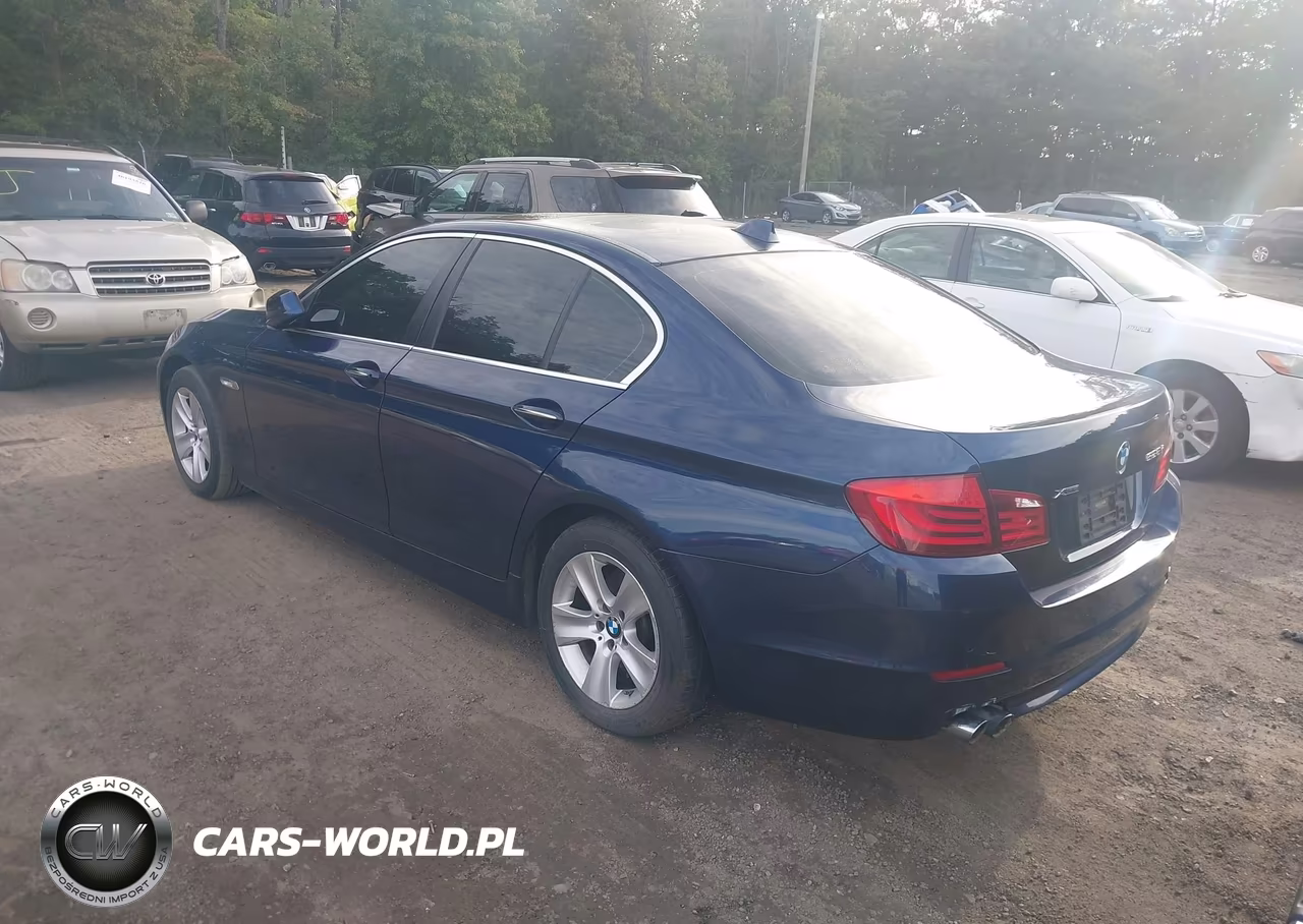 2013 BMW 528I xDrive VIN:WBAXH5C55DDW12136 - 3