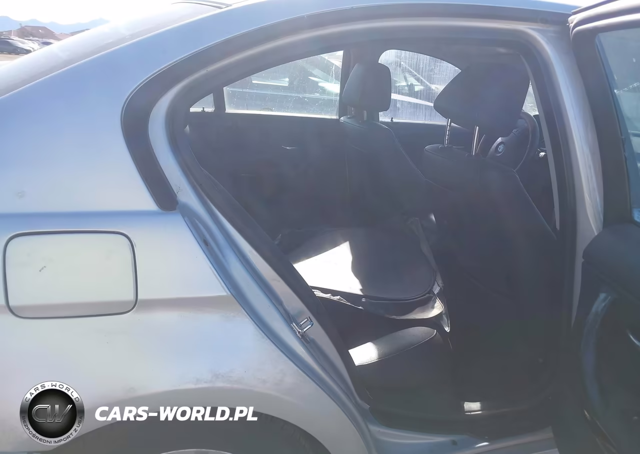 2008 BMW 328I VIN:WBAVA33548KX84160 - 8