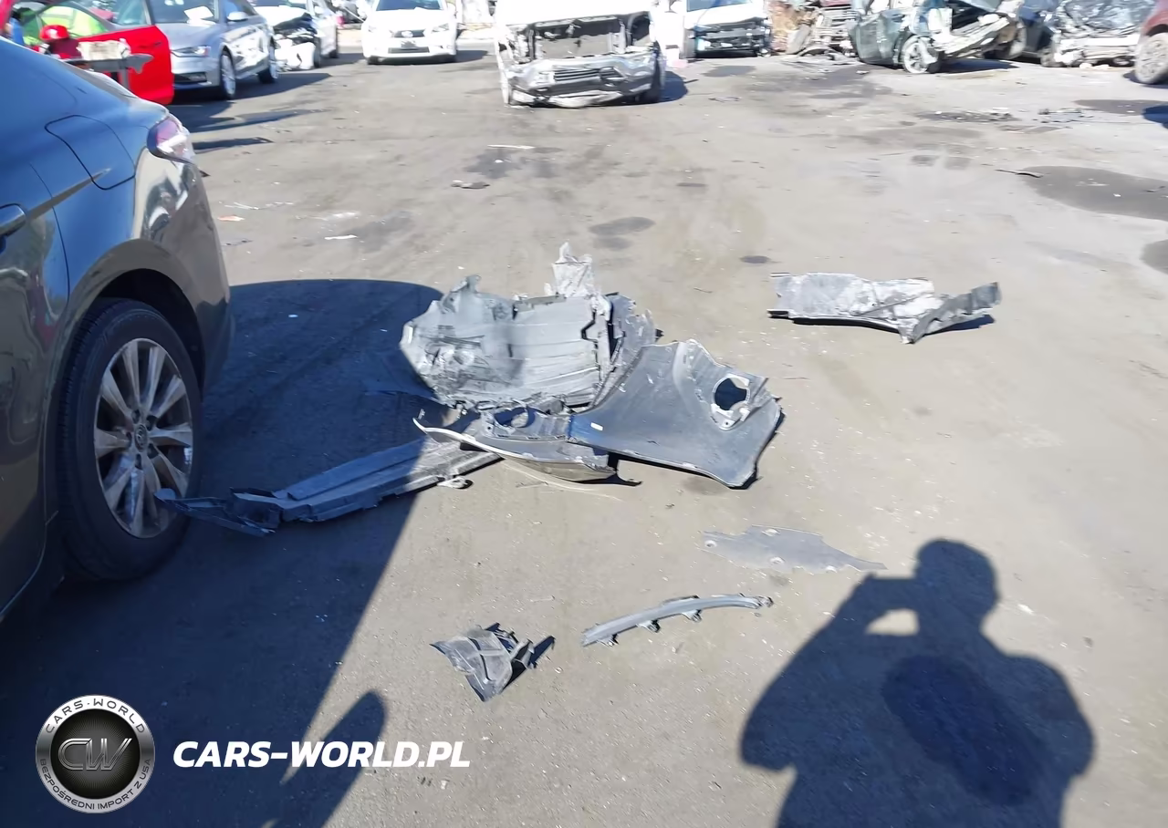 2018 Toyota Camry Le VIN:JTNB11HK0J3021315 - 12