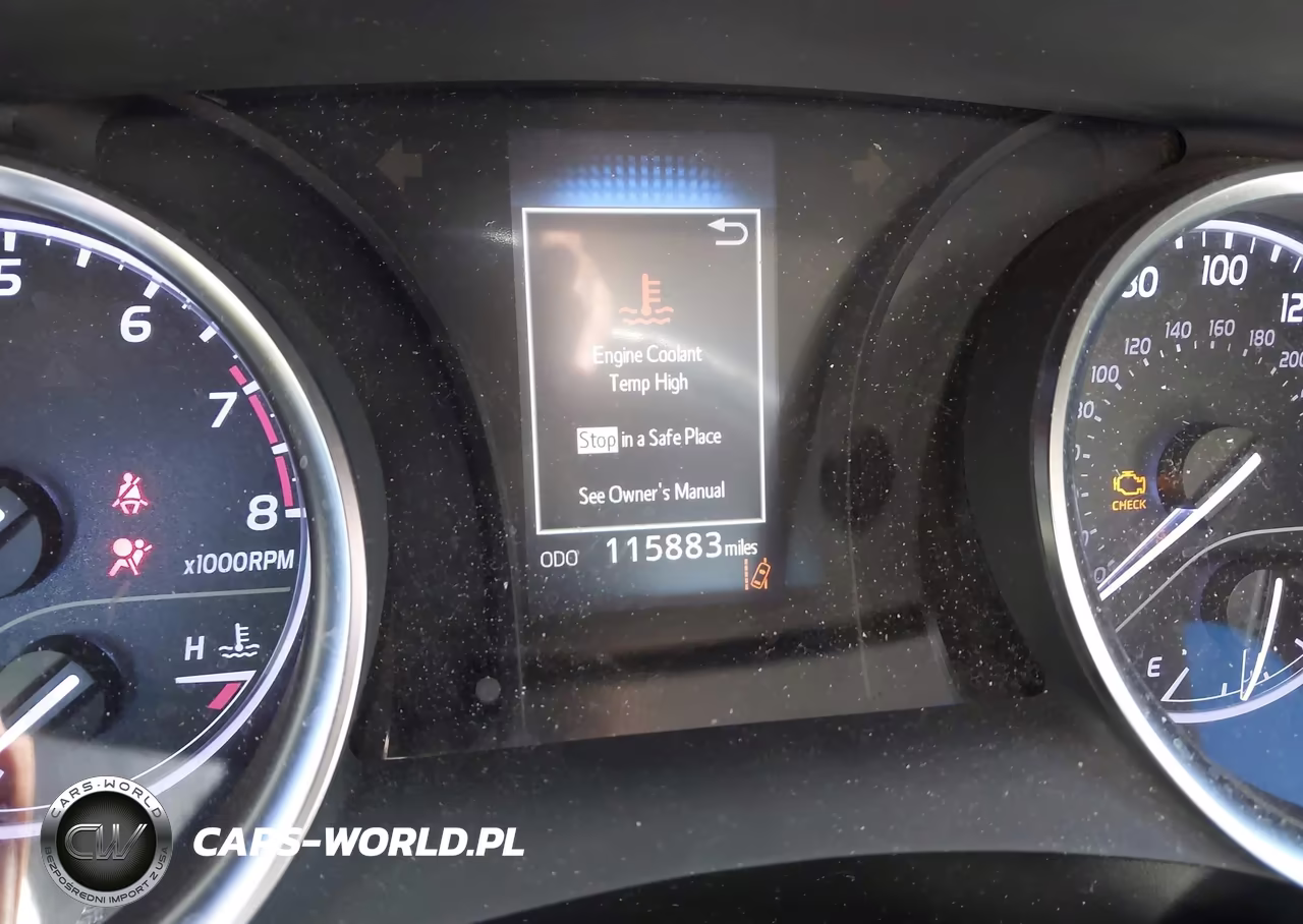 2018 Toyota Camry Le VIN:JTNB11HK0J3021315 - 16