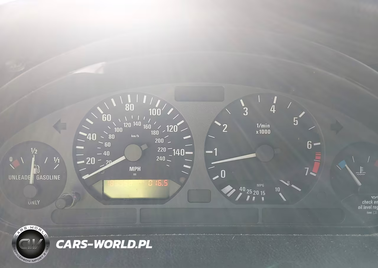 1999 BMW 323Ic VIN:WBABJ8331XEM23769 - 7
