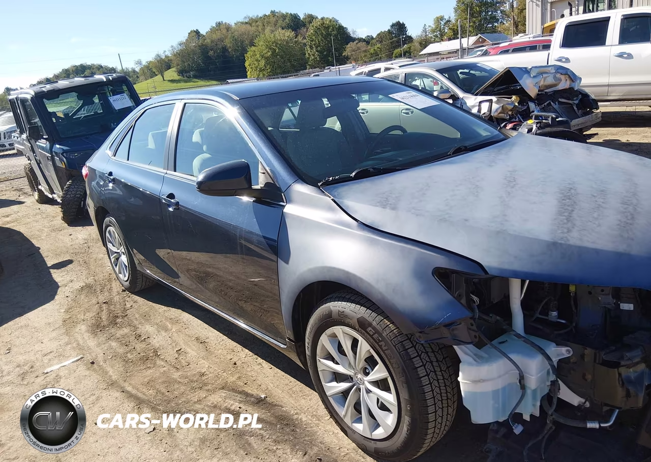 2016 Toyota Camry Le VIN:4T4BF1FK3GR555650 - 1