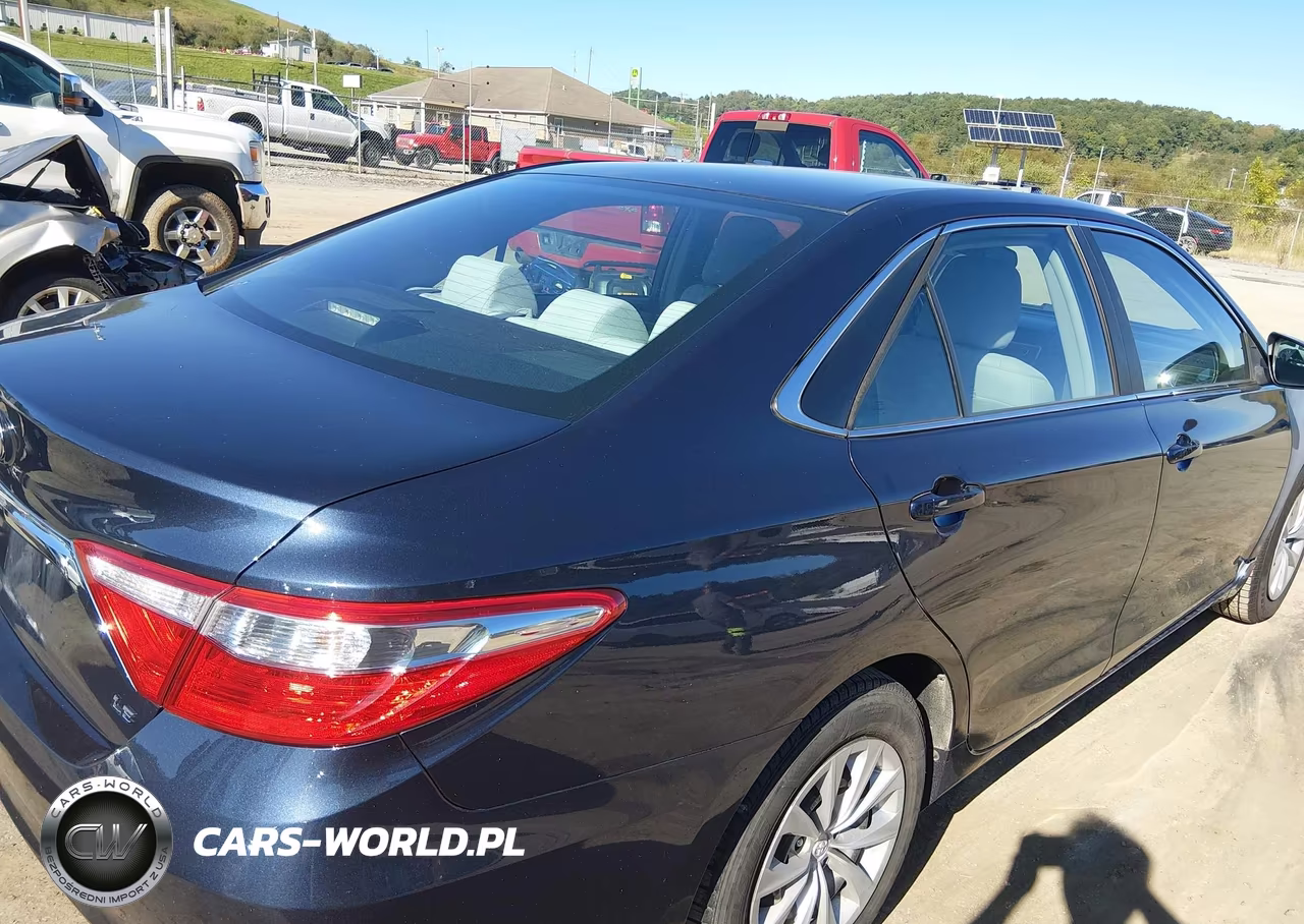 2016 Toyota Camry Le VIN:4T4BF1FK3GR555650 - 4