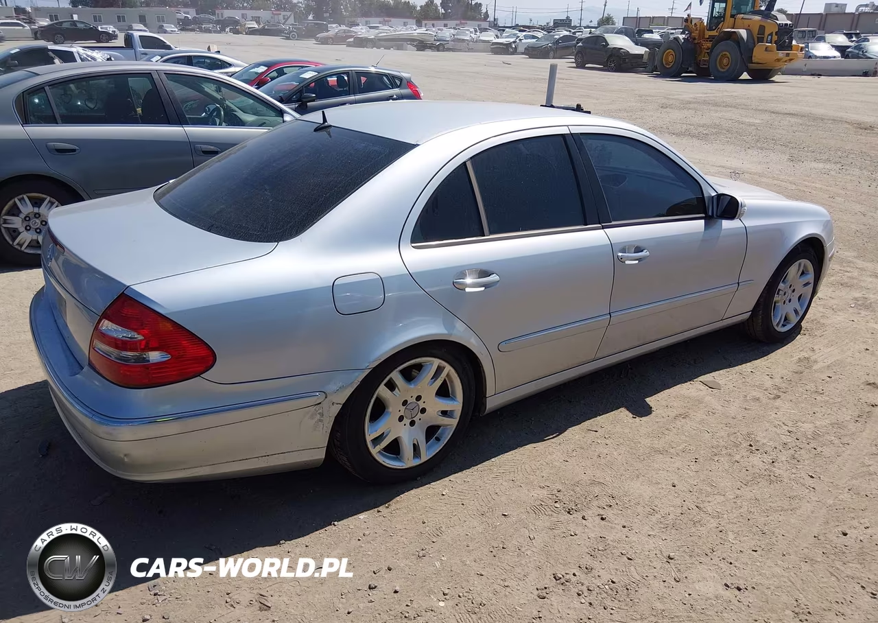 2003 Mercedes-Benz E 500 VIN:WDBUF70J13A346900 - 4