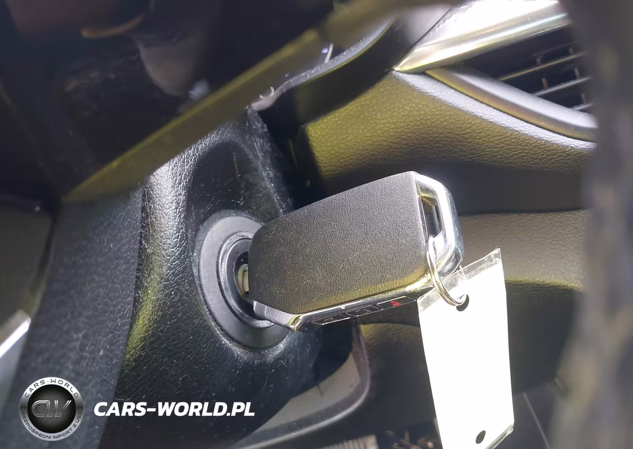2019 Kia Forte S VIN:3KPF34AD3KE081712 - 11