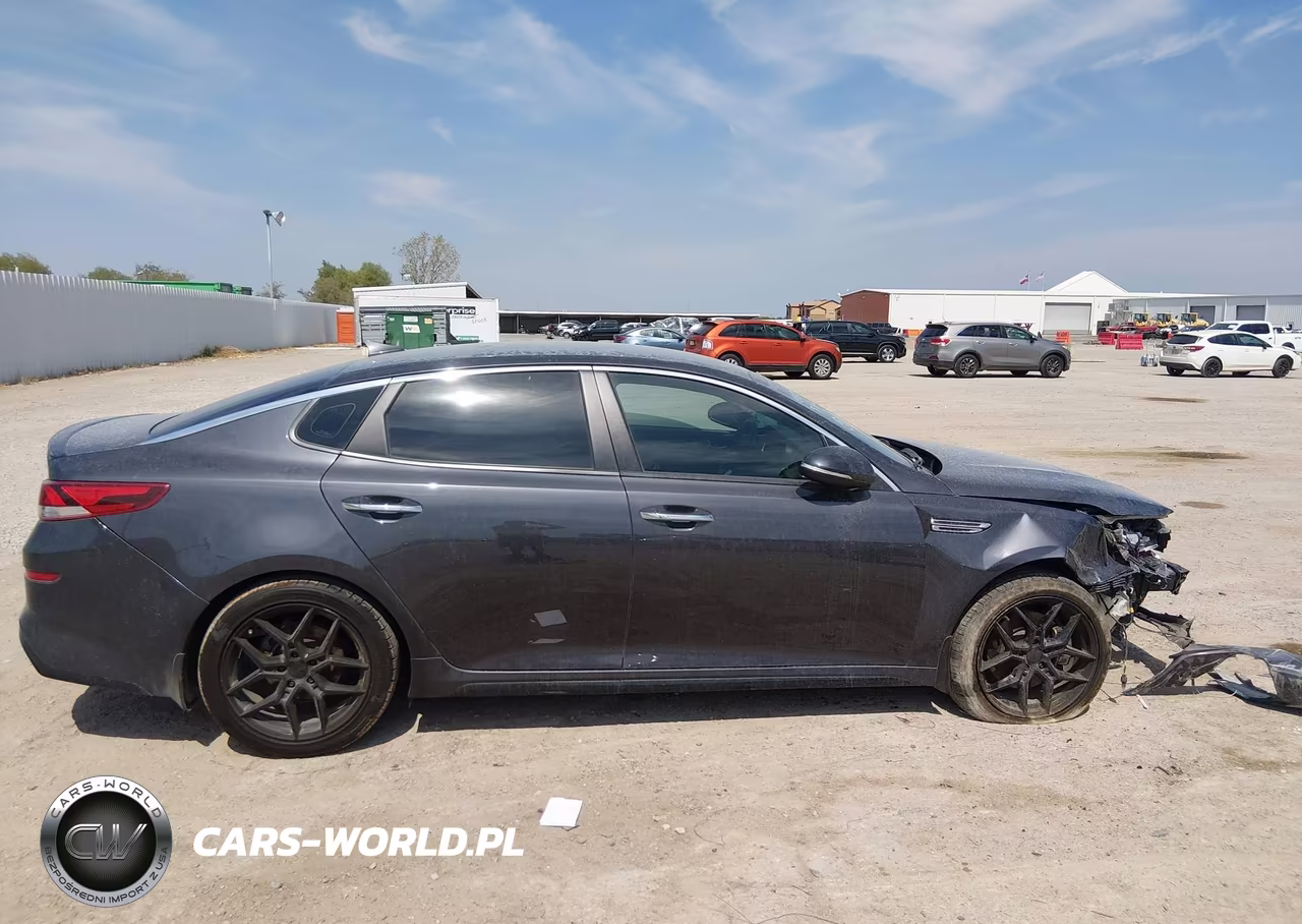 2019 Kia Optima S VIN:5XXGT4L34KG329594 - 12