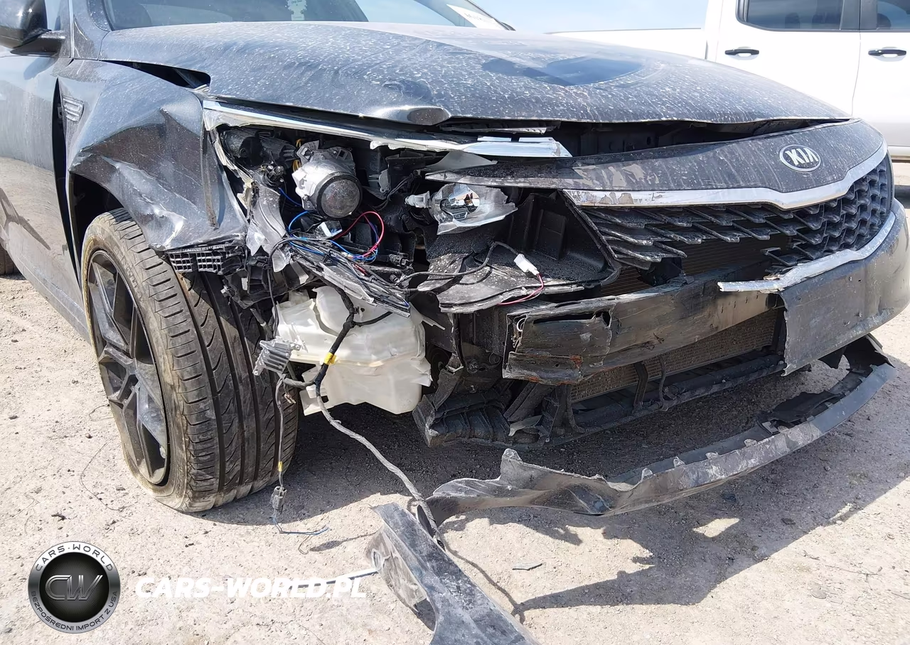 2019 Kia Optima S VIN:5XXGT4L34KG329594 - 6