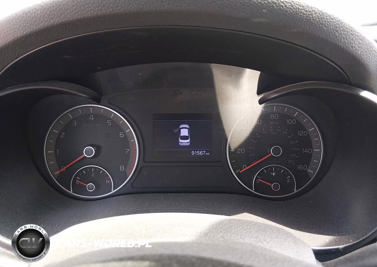 2019 Kia Optima S VIN:5XXGT4L34KG329594 - 7